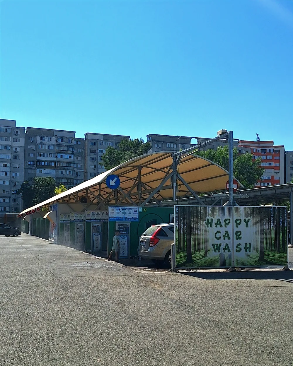 Cea mai mare spălătorie auto self-service din Galați, cu 12 piste — Happy Car Wash
